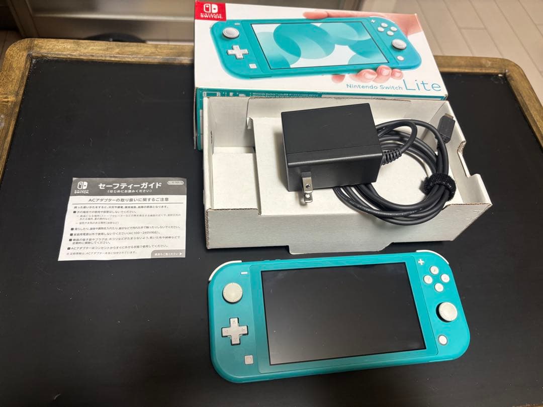 Nintendo switch lite 完品