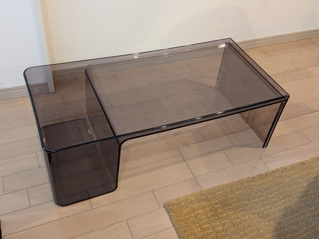 イタリア製　廃盤　Kartell Usame カフェテーブル　アールデコ