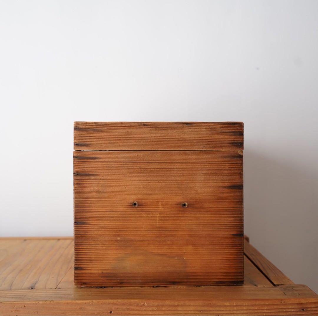 古い木箱