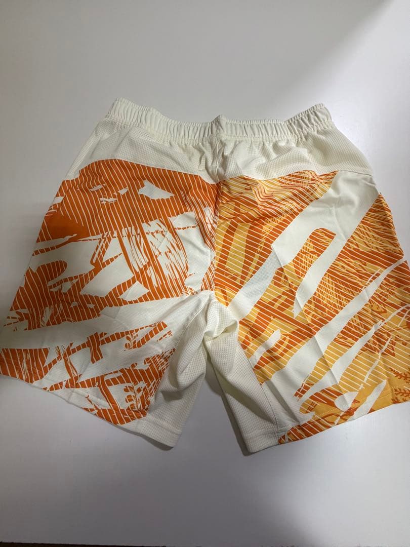 YONEX ハーフパンツ Ｌサイズ 廃盤商品 レア