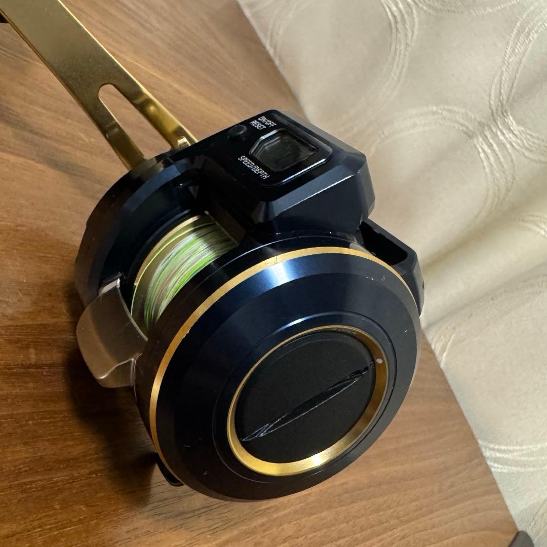 【美品】DAIWA ソルティガic SALTIGA IC-300HL-SJ