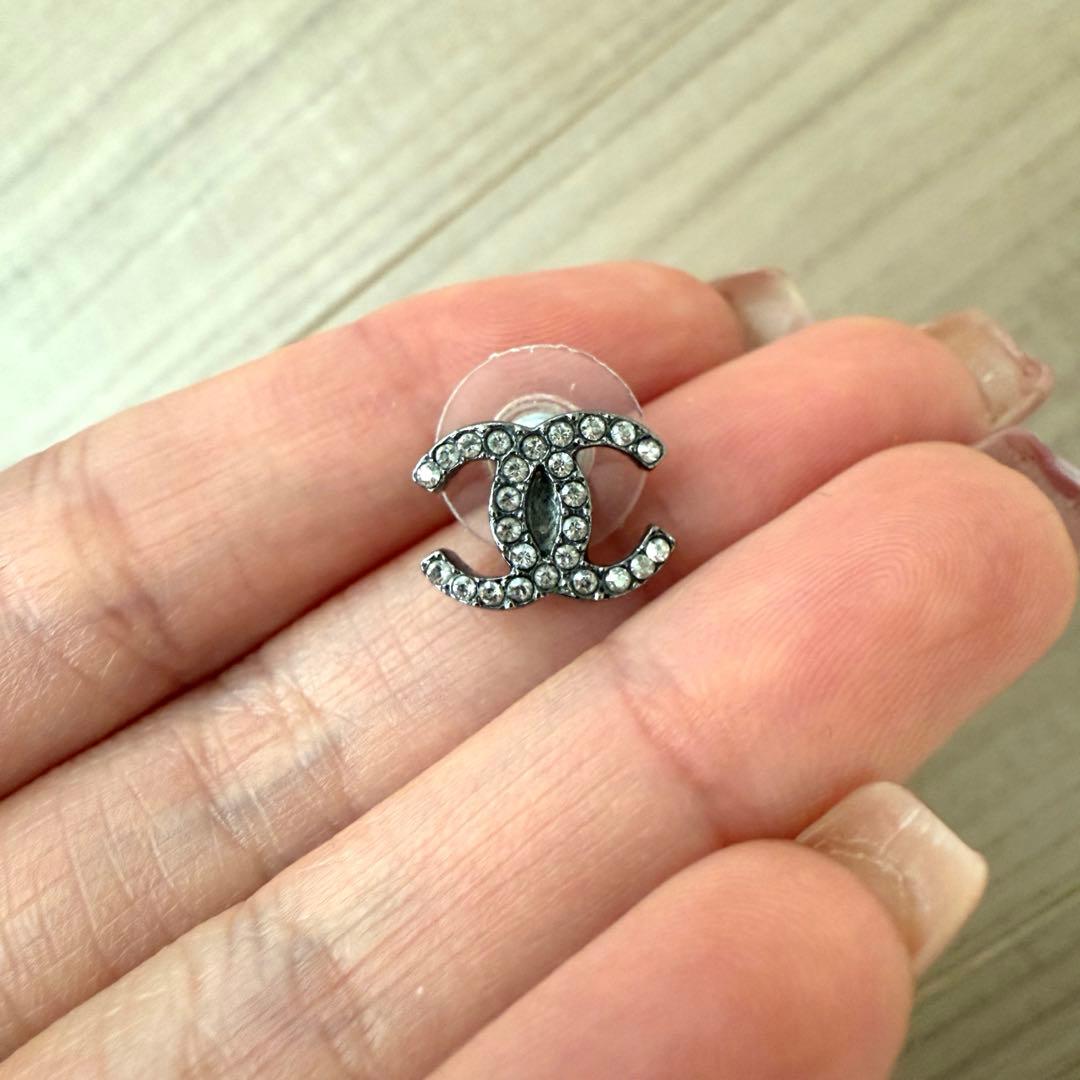 chi　CHANEL シルバー ピアス 片耳用