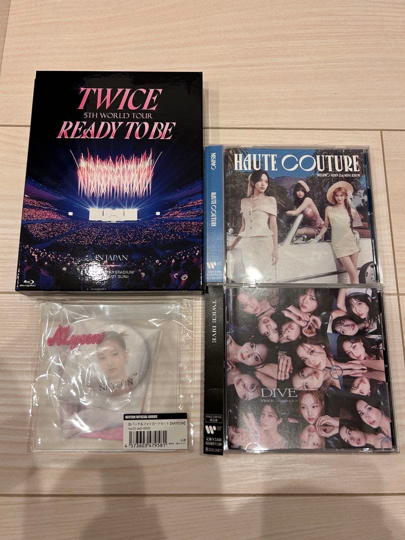 TWICE グッズ4点セット