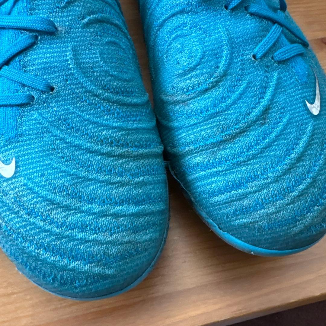 NIKE ファントム