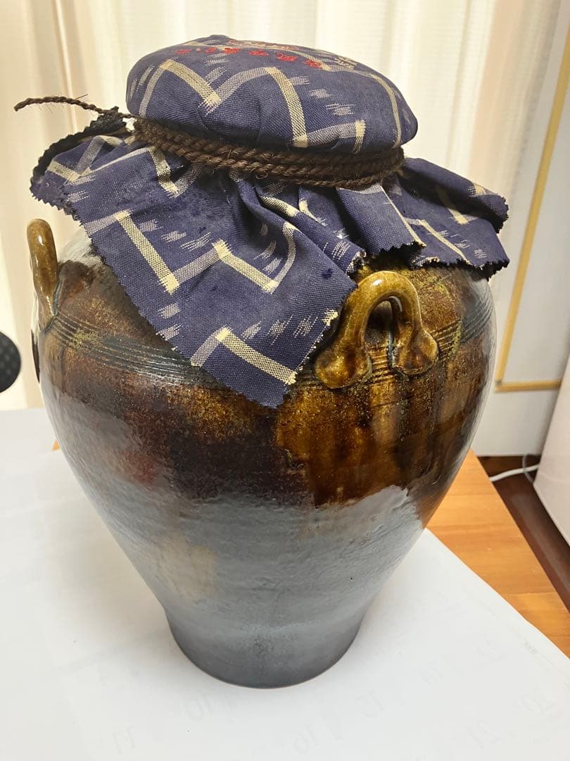 琉球　沖縄　酒壺　酒瓶　酒甕　三升？シリコン栓 泡盛容器　古酒作り　飴釉