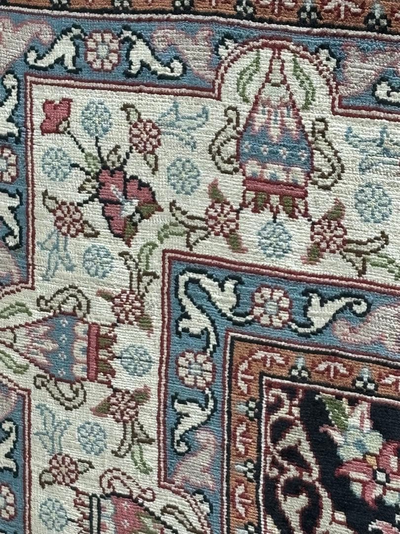 K*R様 MORRIS RUGS（モリスラグス）LONDON の額装絨毯