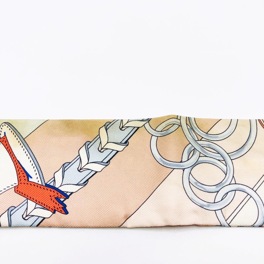 エルメス HERMES ツイリー 馬勒とチャーム スカーフ タグあり