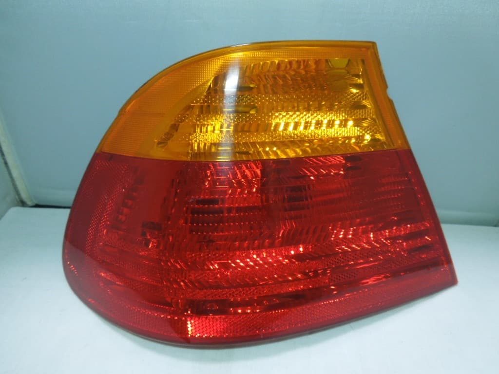 純正？　 E46 2DR ウインカー・テールランプセット