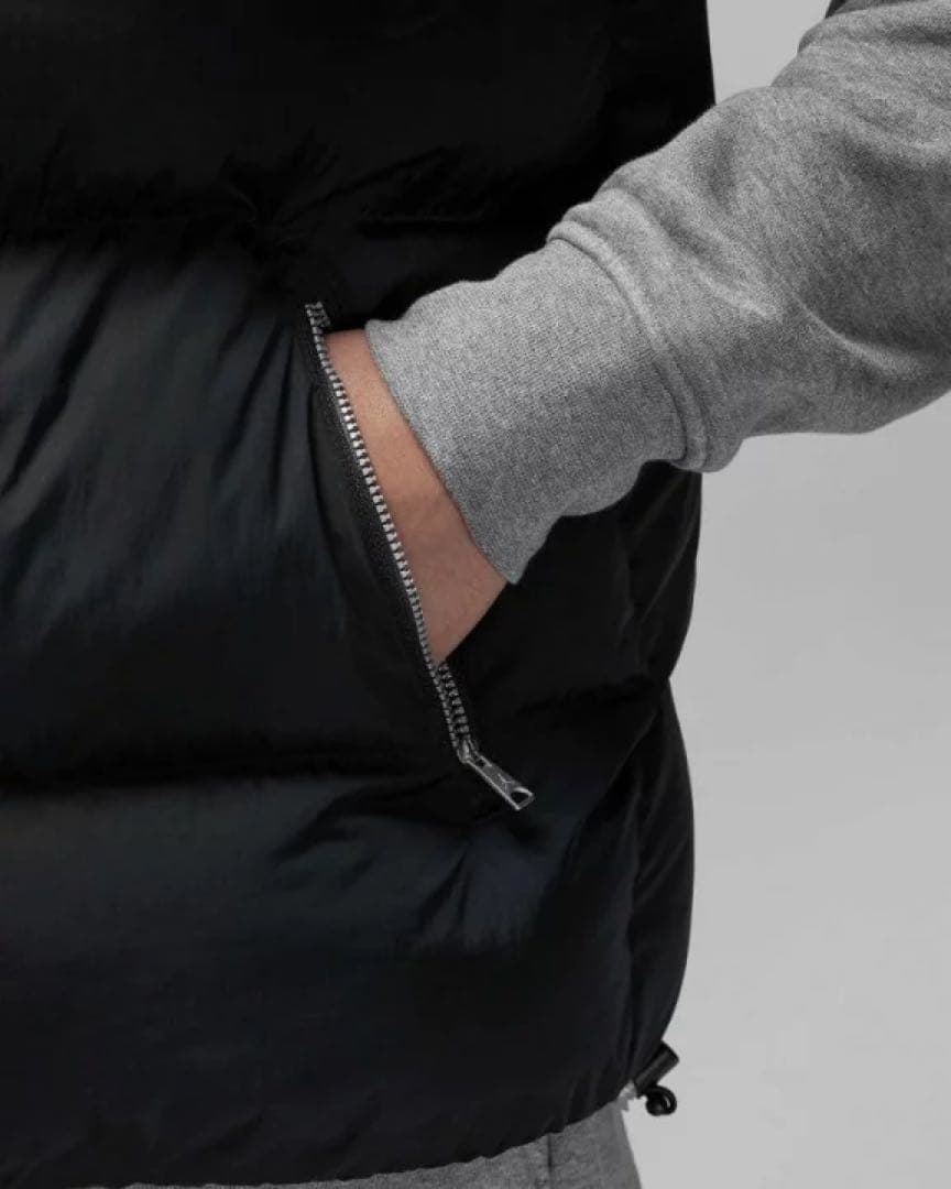 ナイキ　ジョーダン　エッセンシャル　パデッド　ダウンベスト　2XL 黒　ブラック