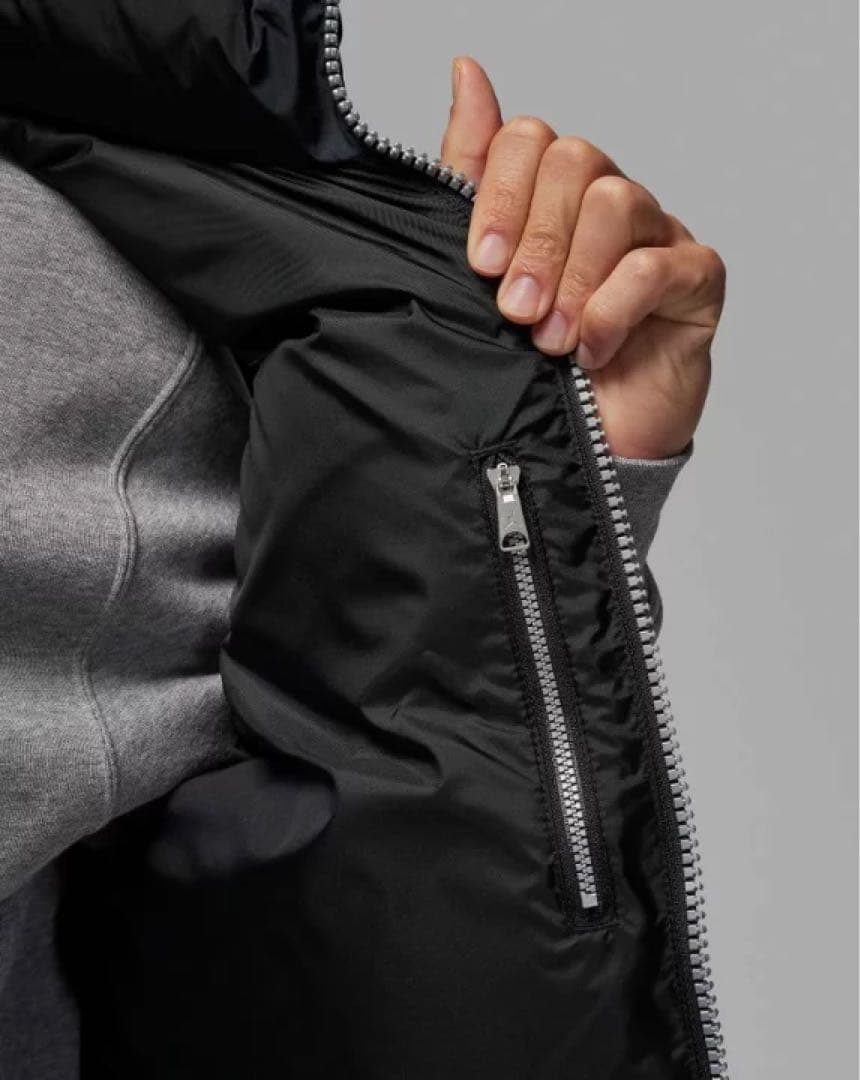 ナイキ　ジョーダン　エッセンシャル　パデッド　ダウンベスト　2XL 黒　ブラック