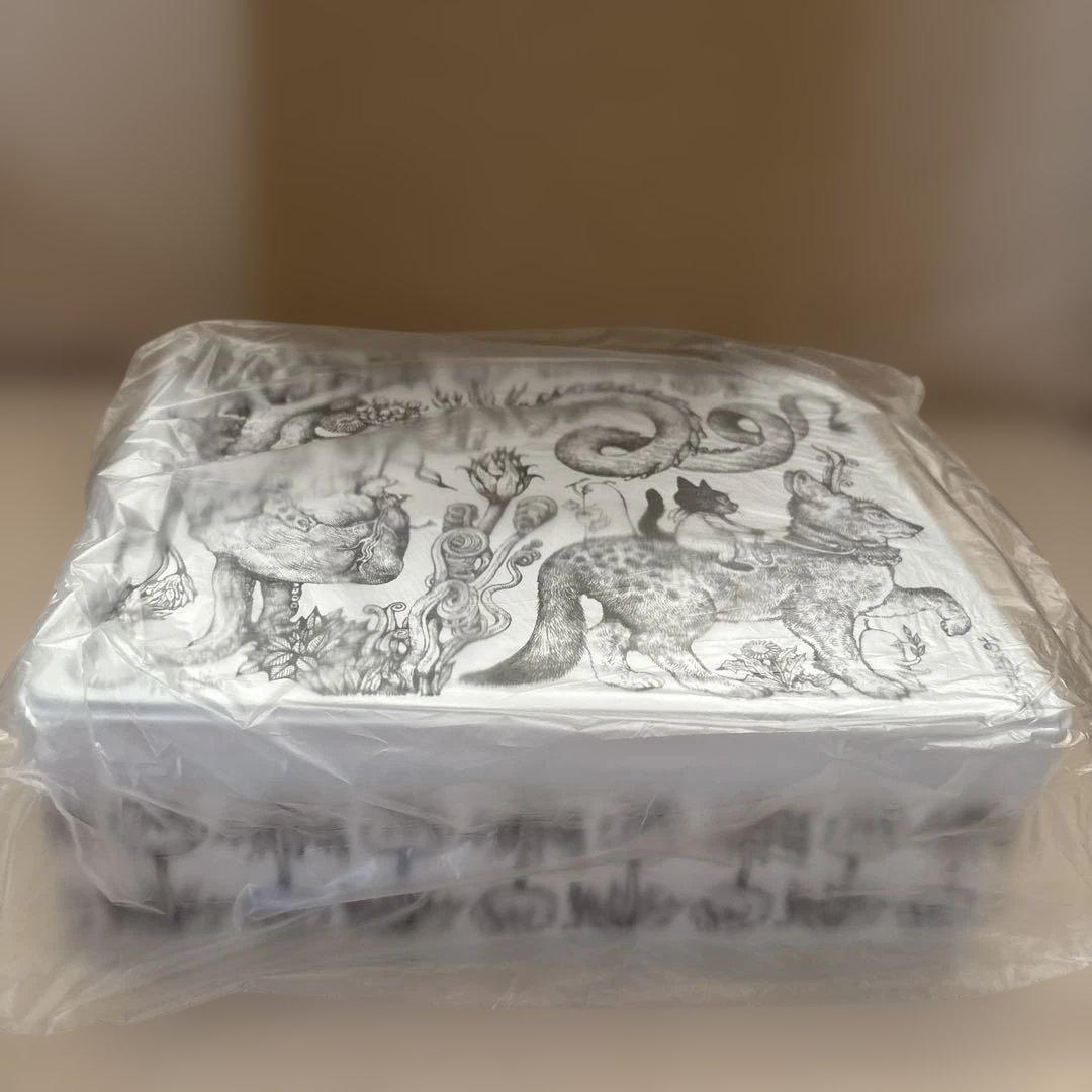 YUKO HIGUCHI×HOLBEIN TOOL BOX