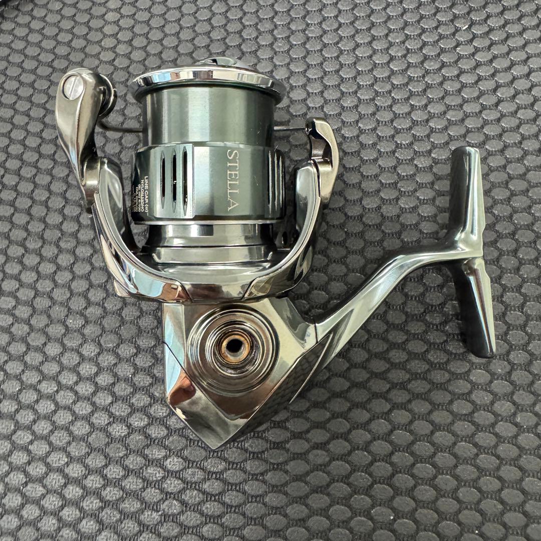 SHIMANO 22 ステラ C2000S スピニングリール