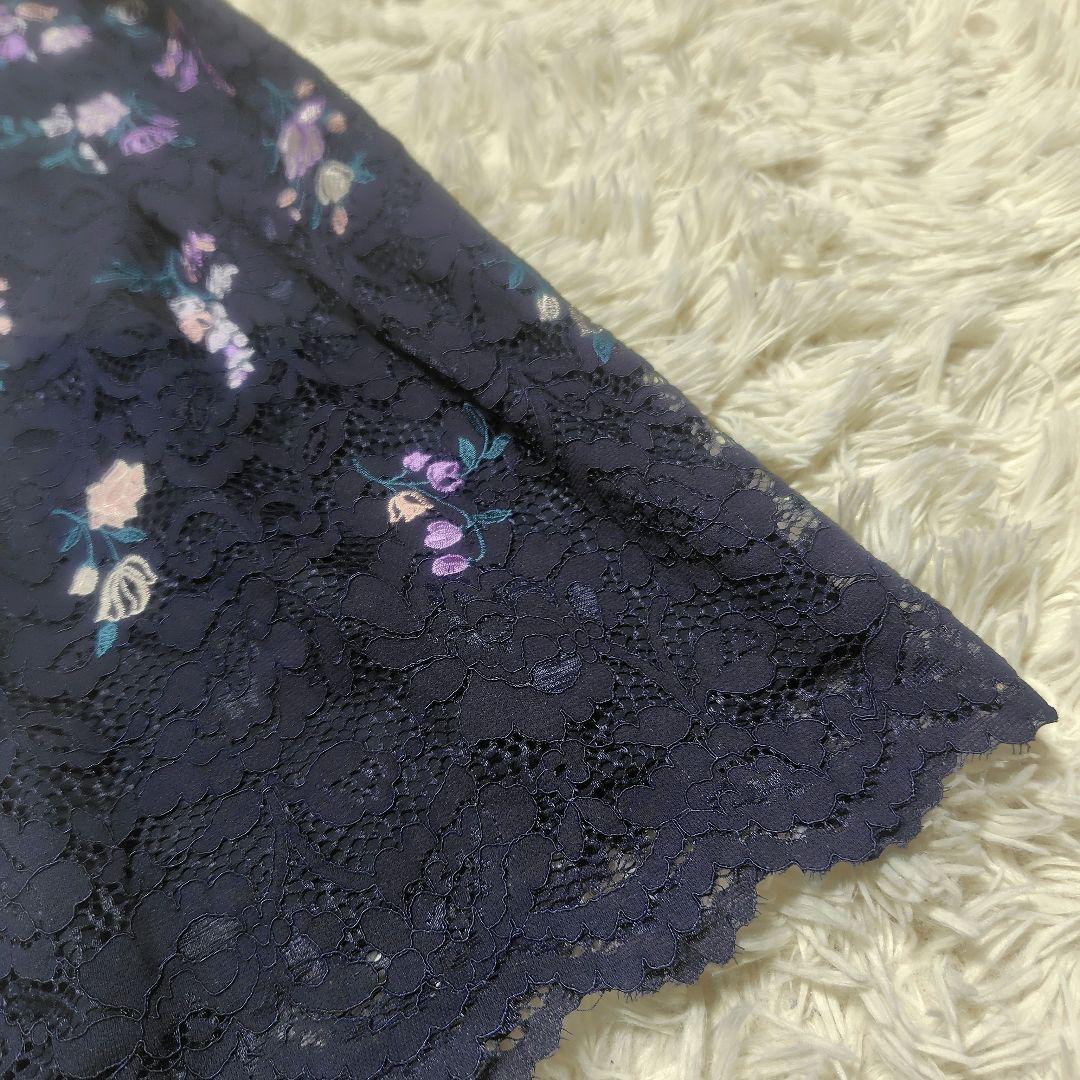【極美品♡希少42】ローズティアラ高級ライン　フラワー刺繍&レースワンピース　紺