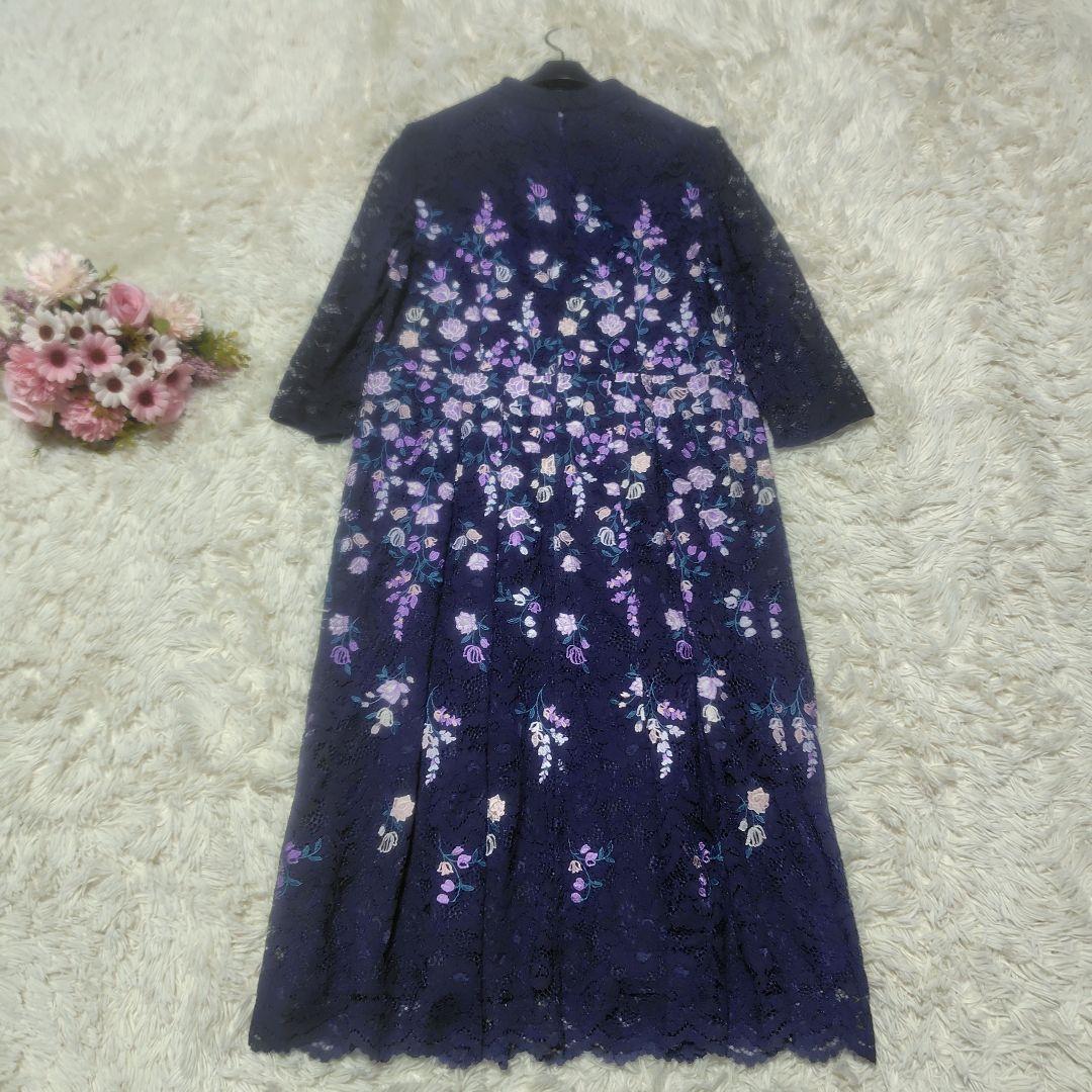 【極美品♡希少42】ローズティアラ高級ライン　フラワー刺繍&レースワンピース　紺