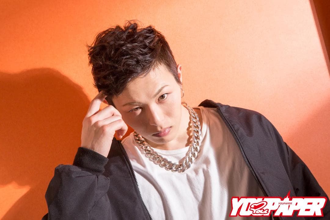 【新版】YOUPAPER 新木宏典 掲載2ページ（ストレート）#4744