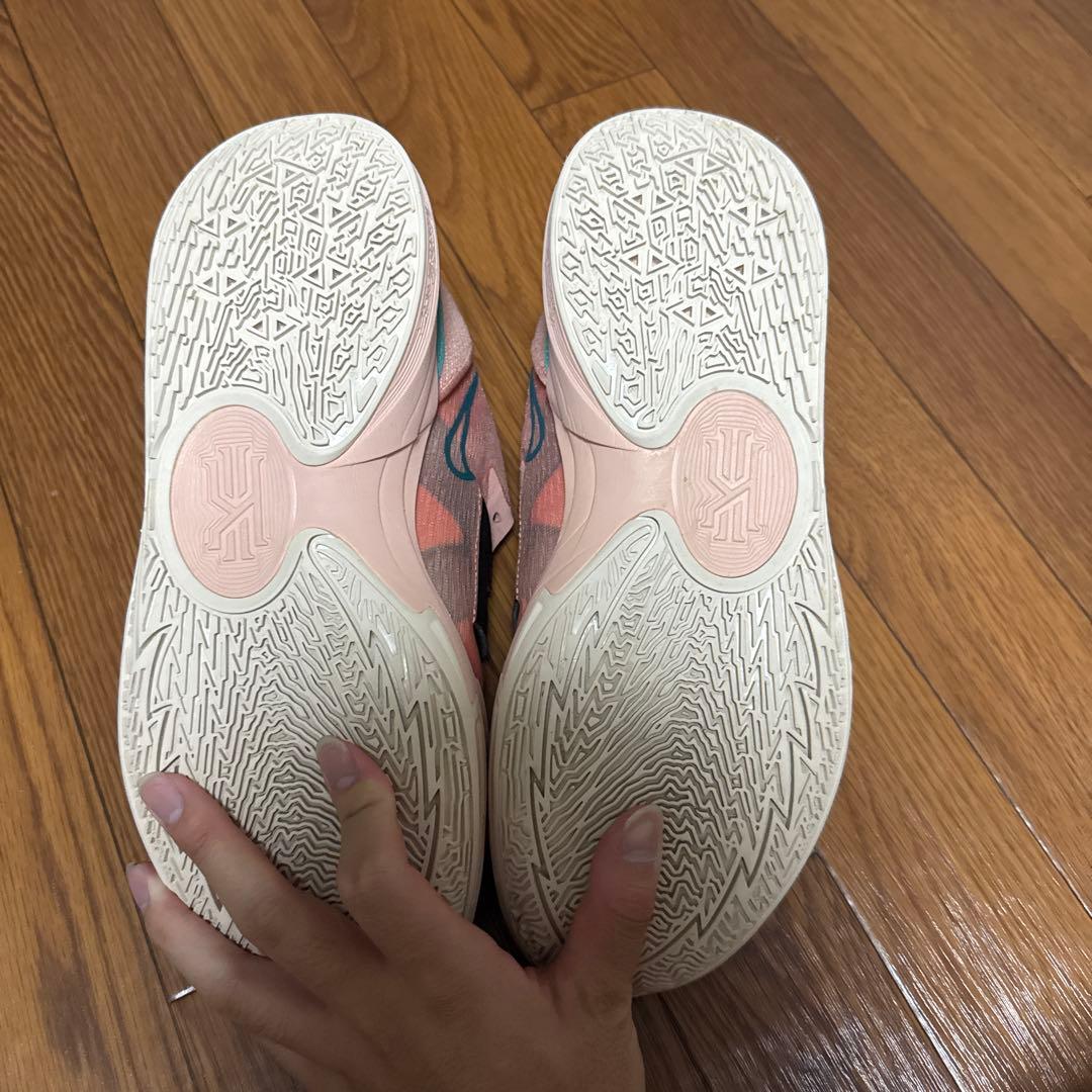 カイリーLow5 バッシュ