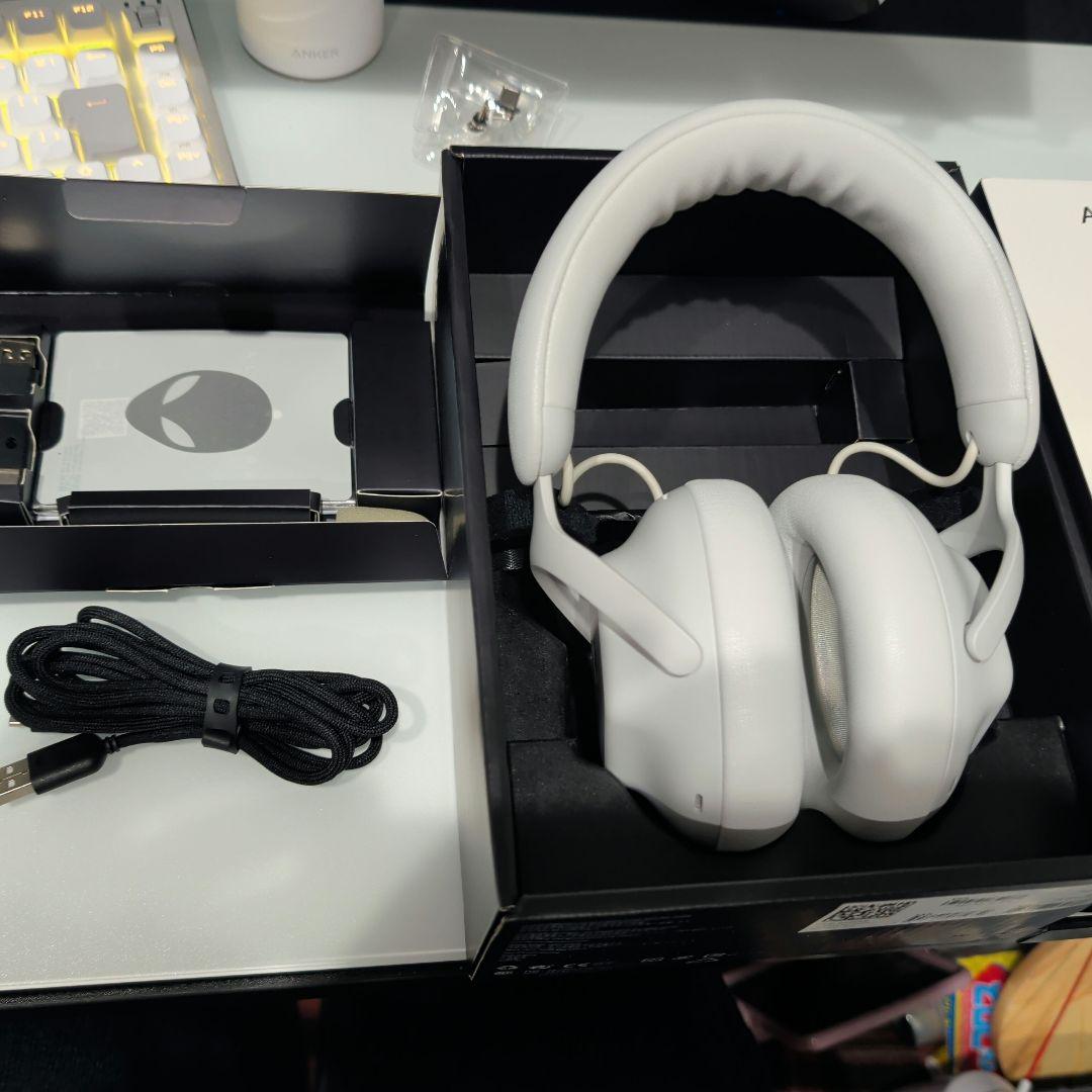 ヘッドホン ALIENWARE PRO WIRELESS GAMING HEADSET