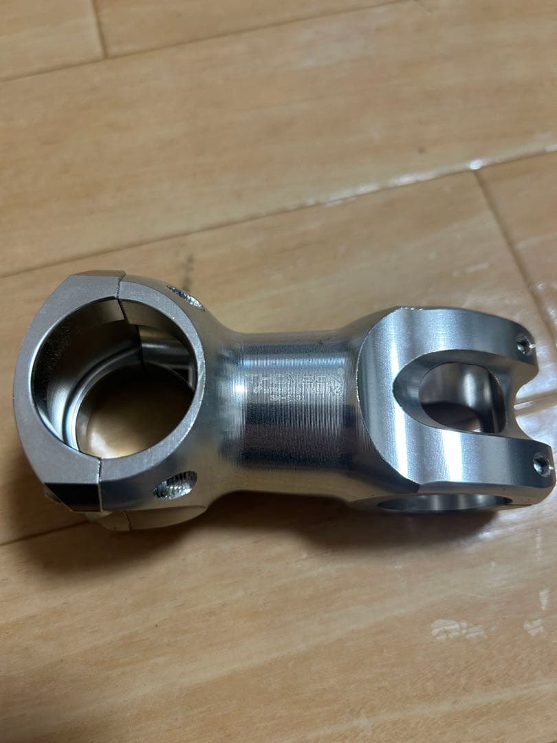 THOMSON Elite X4 ステム 31.8mm シルバー　70mm 0°