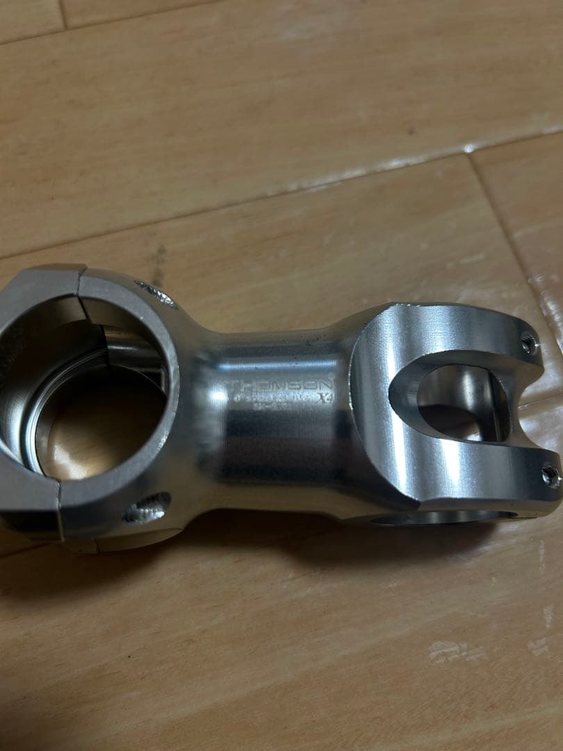 THOMSON Elite X4 ステム 31.8mm シルバー　70mm 0°