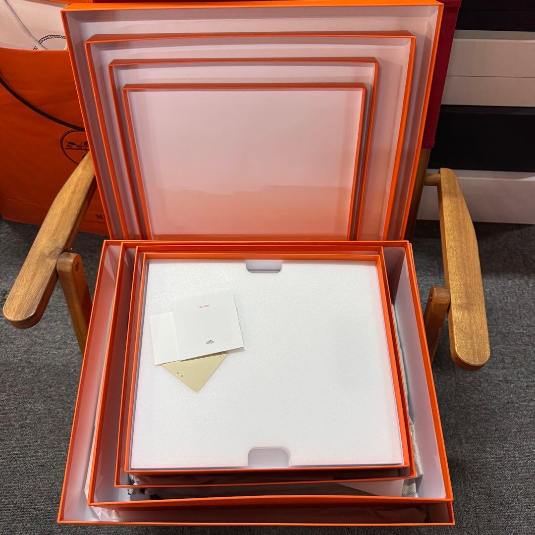 m*o様 HERMES オレンジボックス 4つセット まとめて 巾着付き 空き箱