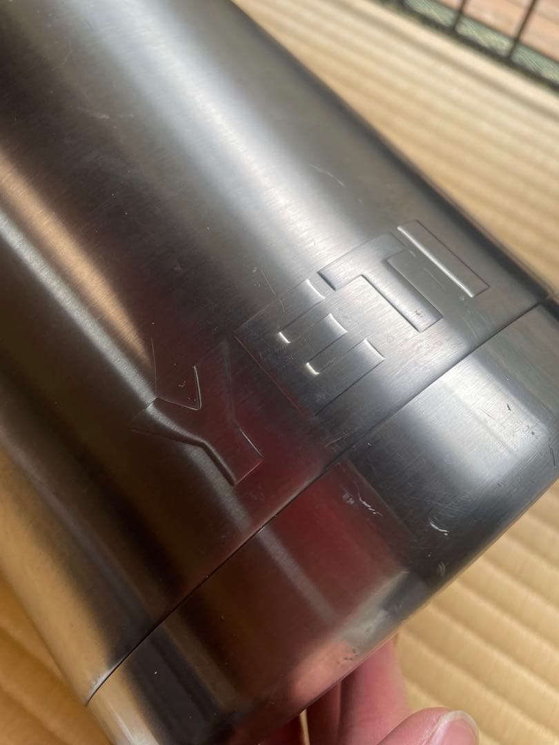 YETI ワンガロンジャグ