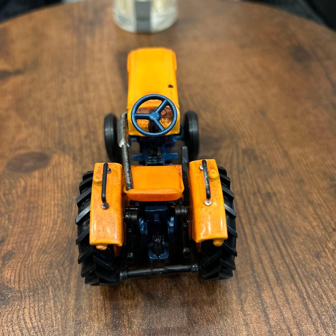 ヨネザワのミニカー クボタ トラクターL2201