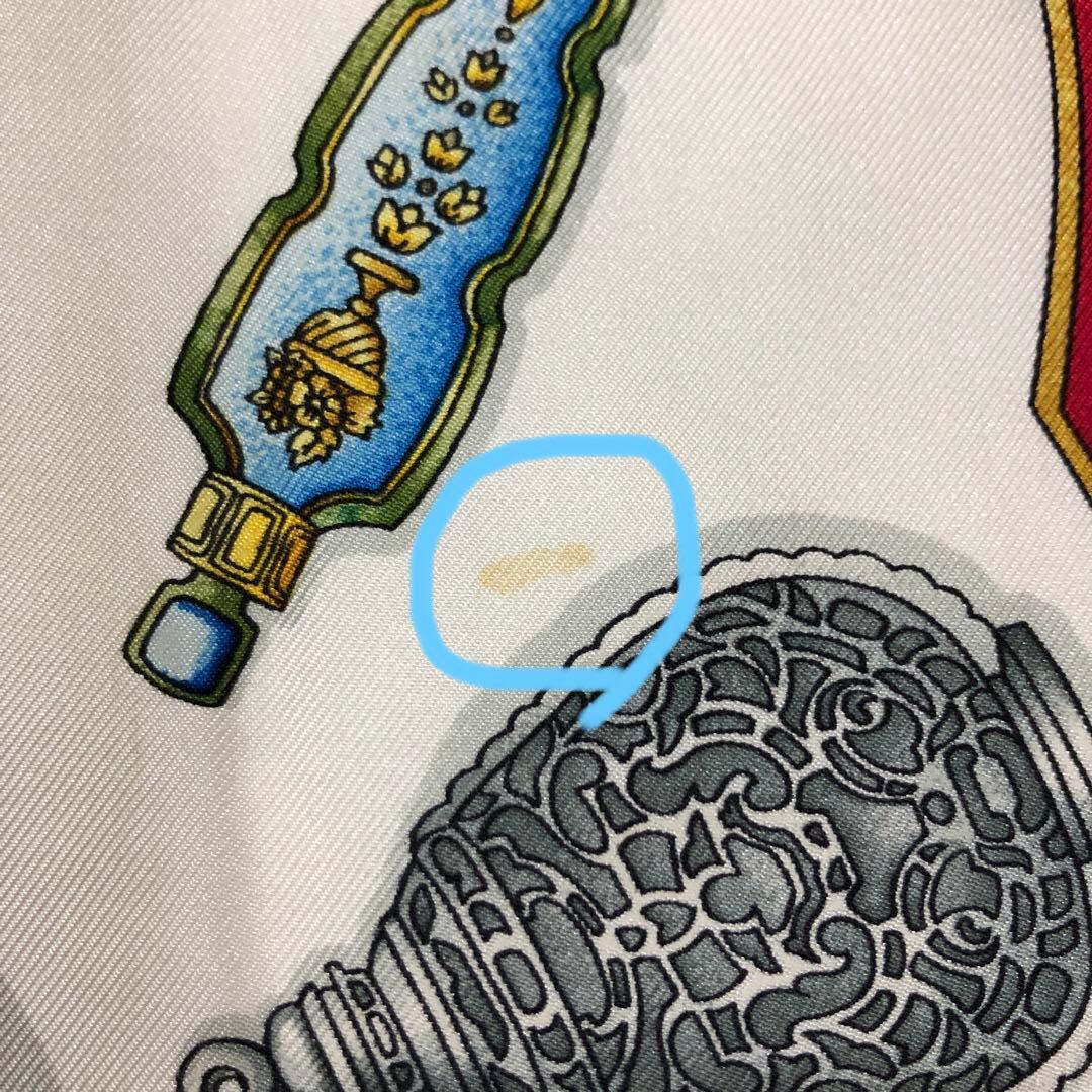 HERMES エルメス　カレ　スカーフ シルク