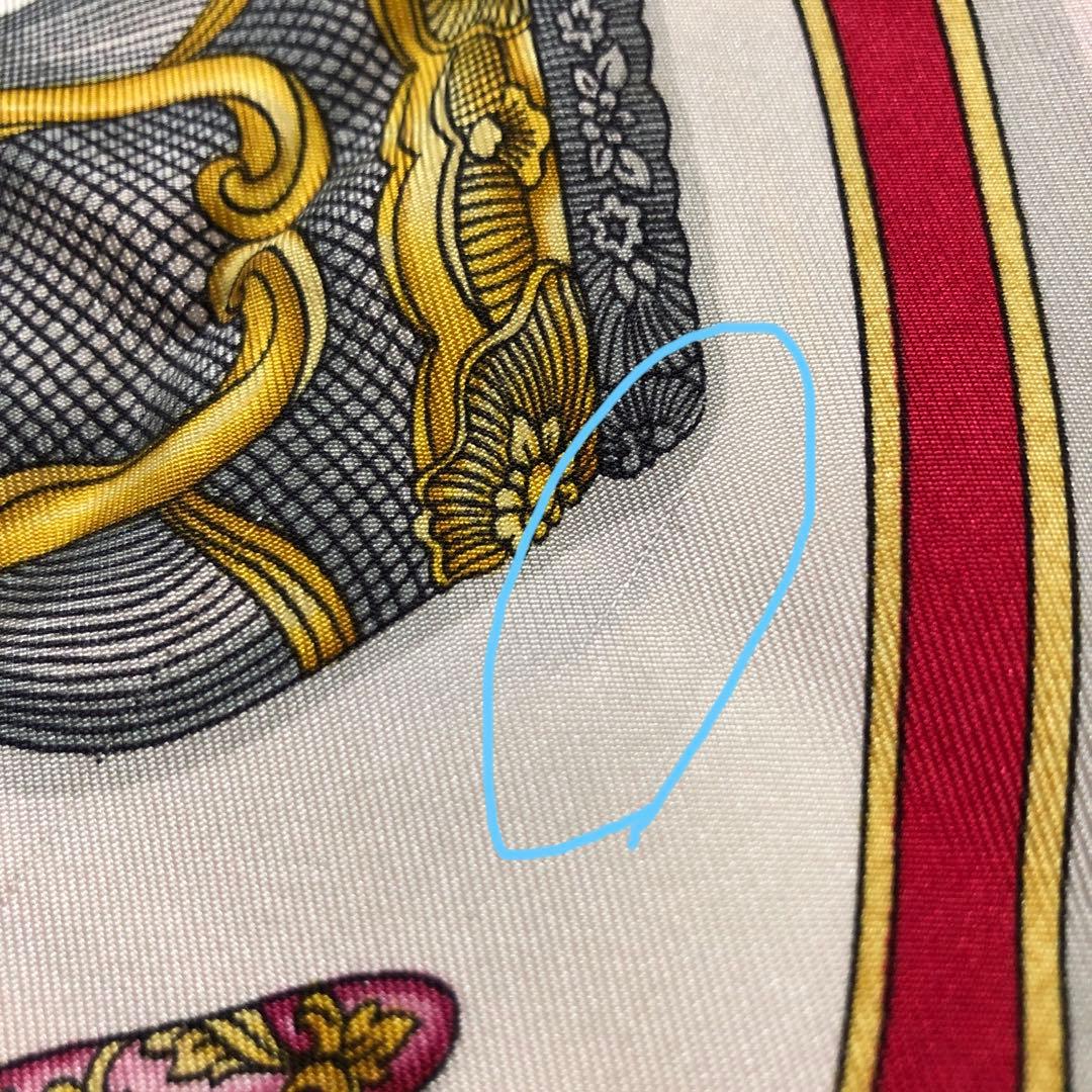 HERMES エルメス　カレ　スカーフ シルク