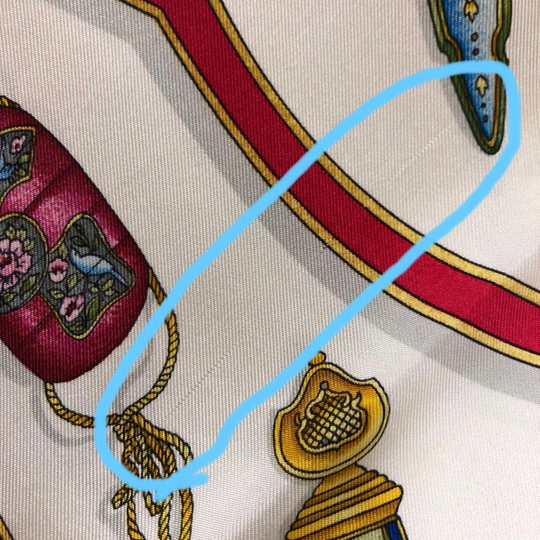 HERMES エルメス　カレ　スカーフ シルク