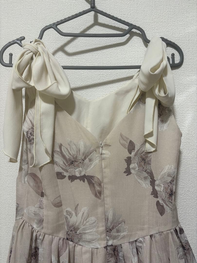 ワンピース Sunflower-Printed Midi Dress
