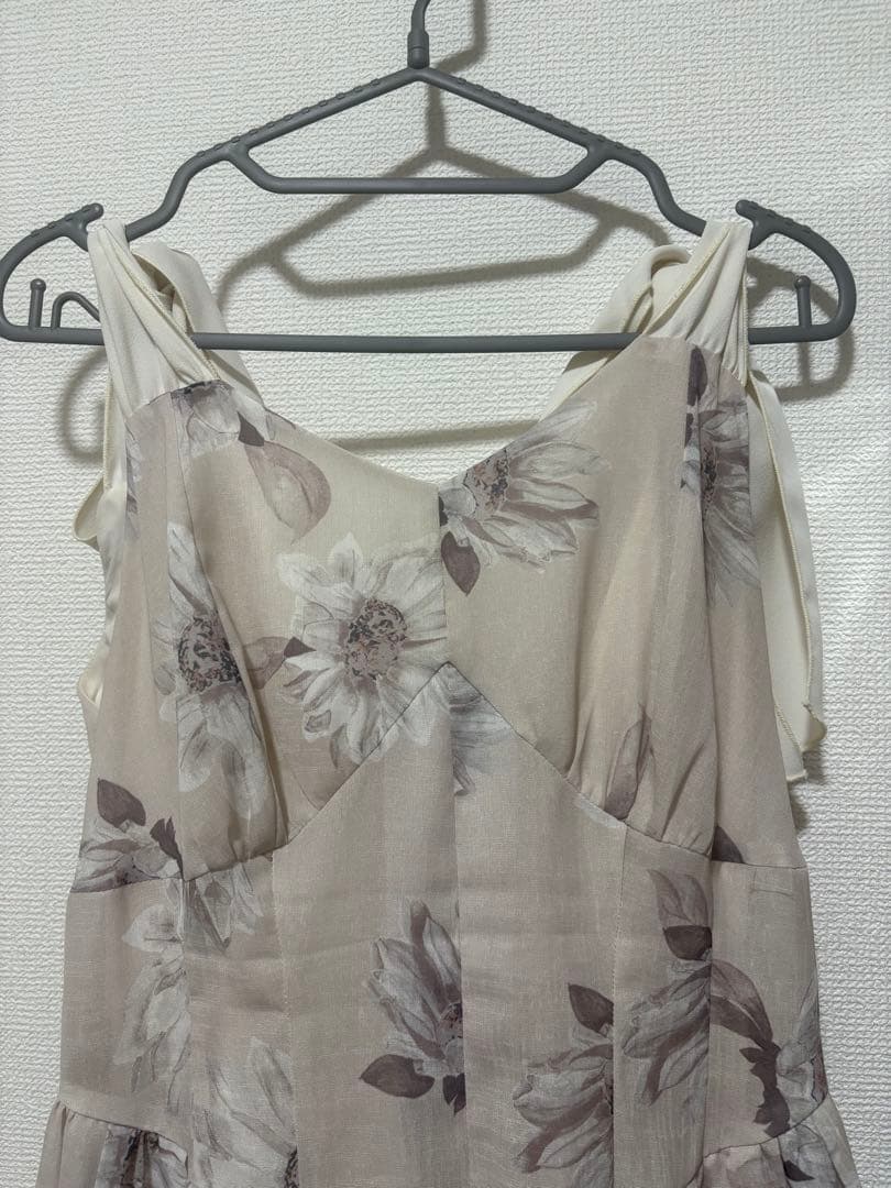 ワンピース Sunflower-Printed Midi Dress