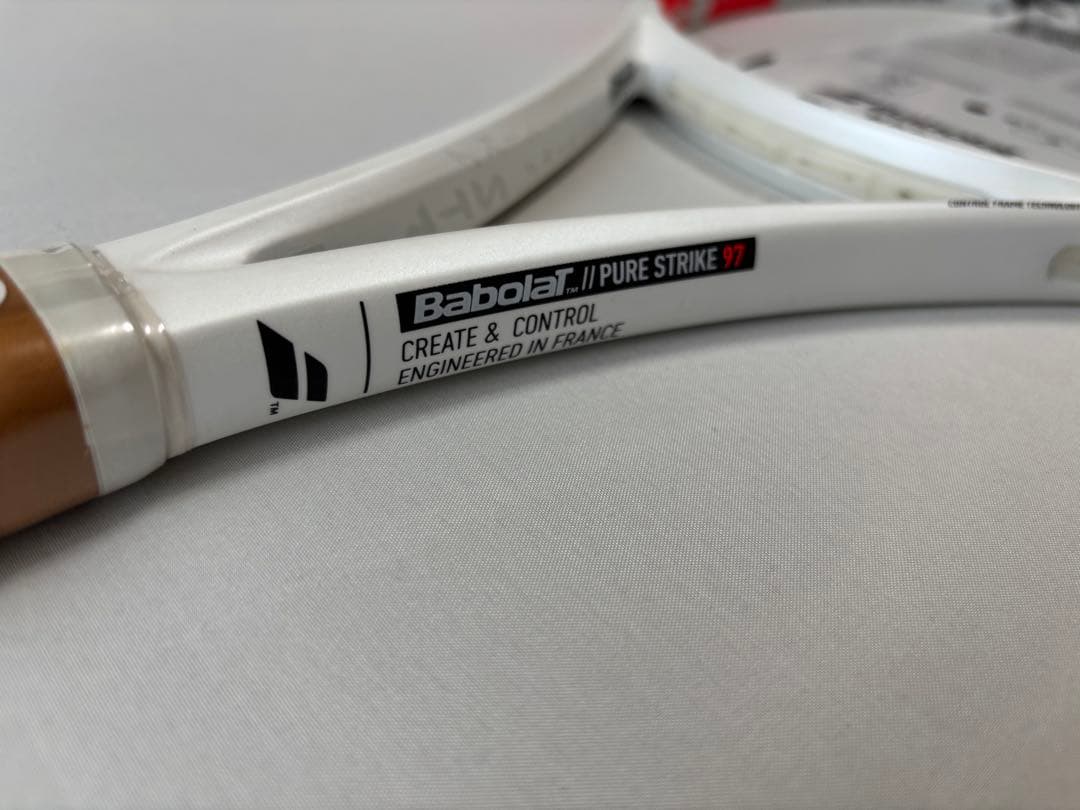 BABOLAT ピュアストライク97 テニス ラケット 新品 バボラ