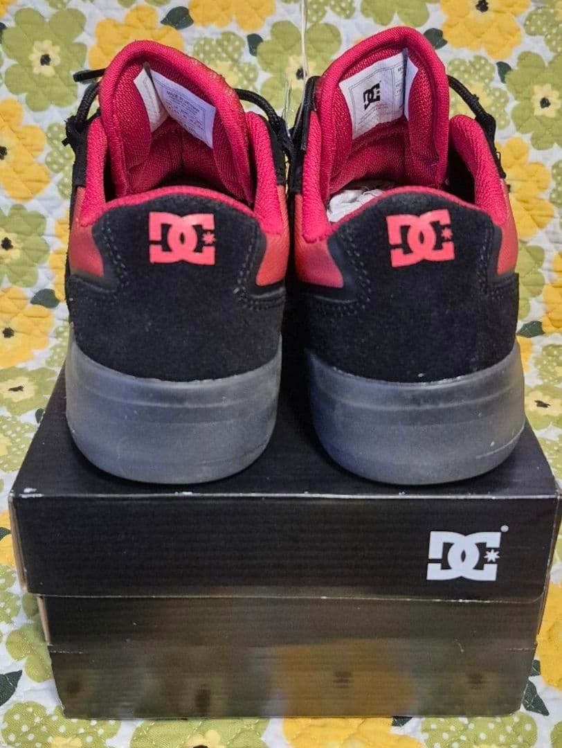 専用　25.5㎝ DC METRIC S 黒 赤 スケシュー 新品