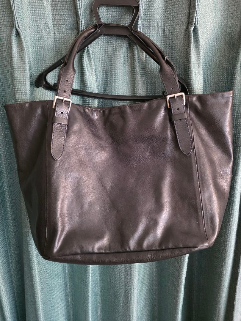 美品　felisiフェリージトートバッグ　オールレザー　ネイビー