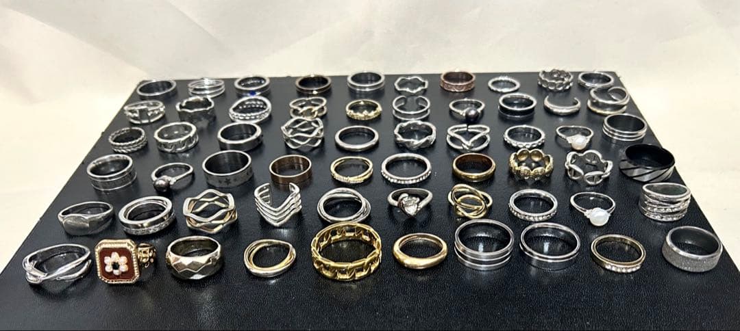 遺品整理品 超豪華大量 リング指輪 重量あり 60点 まとめ売り