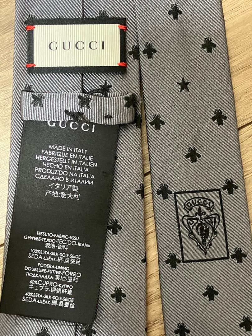 美品　グッチ　ネクタイ