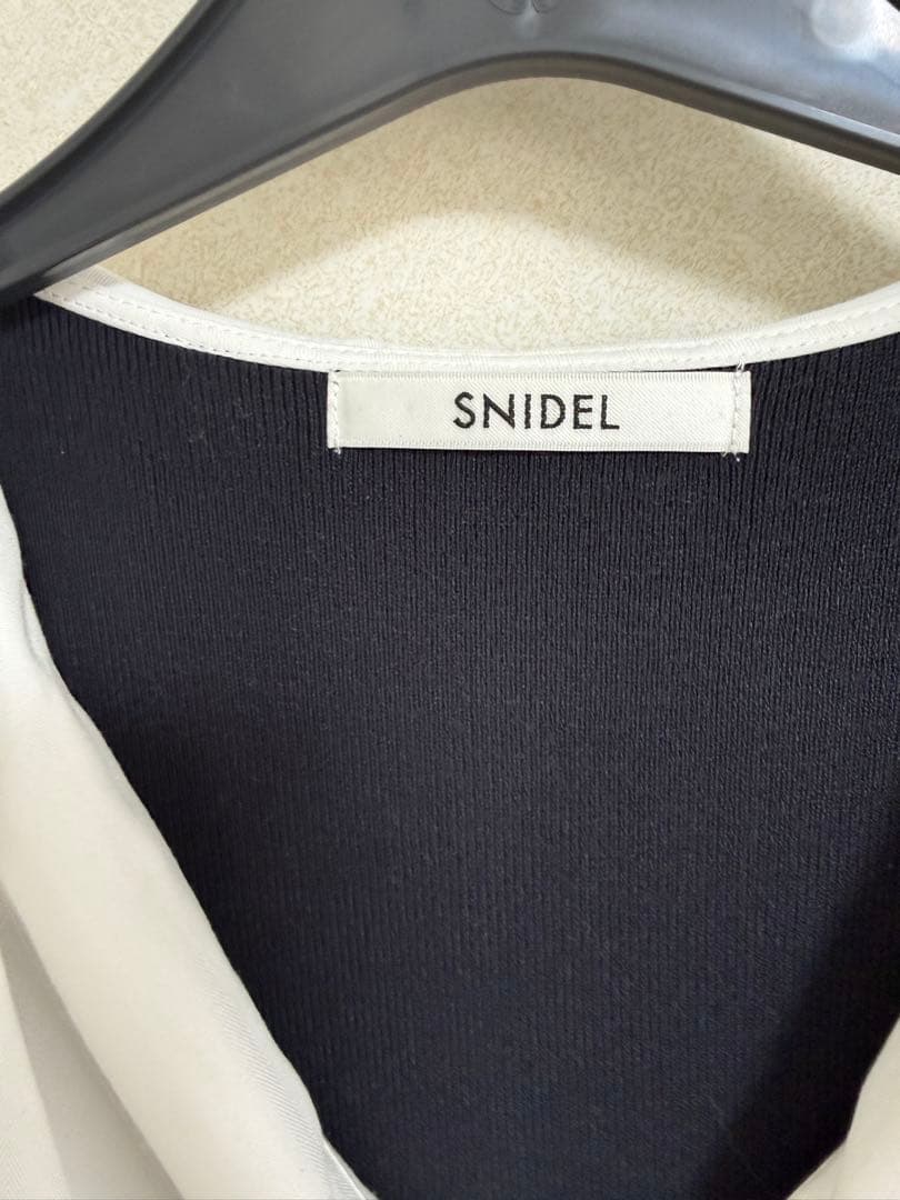 snidelスナイデル　セーラーカラーニットワンピース