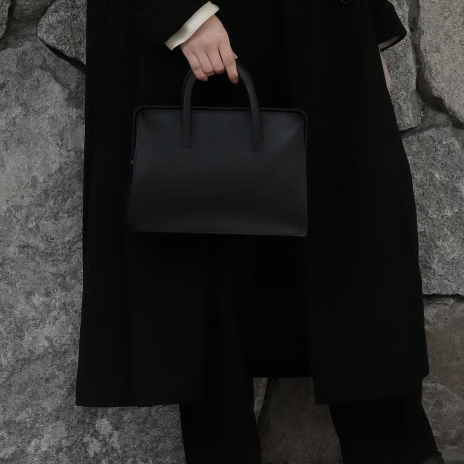ヌ top frame bag ¥88,000