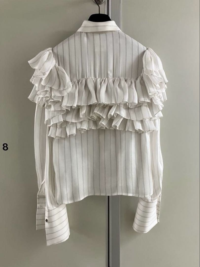 【KHAITE】 WHITE SILK stripe ruffle blouse