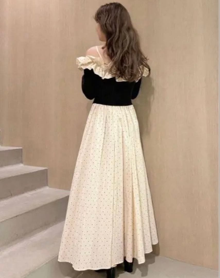 リリーブラウン♡ フリルカラーニットコンビワンピース