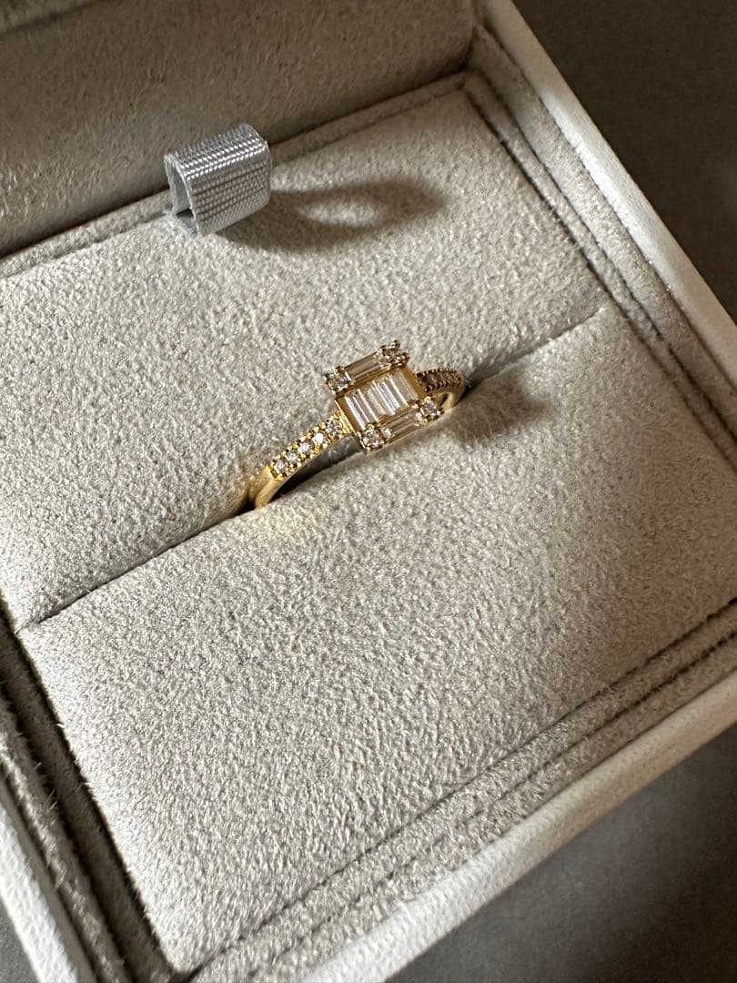 BELLESIORA ベルシオラ0.22ct 明日まで値下げ交渉承ります