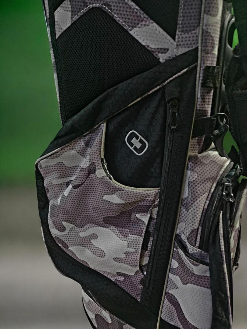 Rau'l送料無料/美品　OGIO 迷彩柄 スタンド式ゴルフバッグ