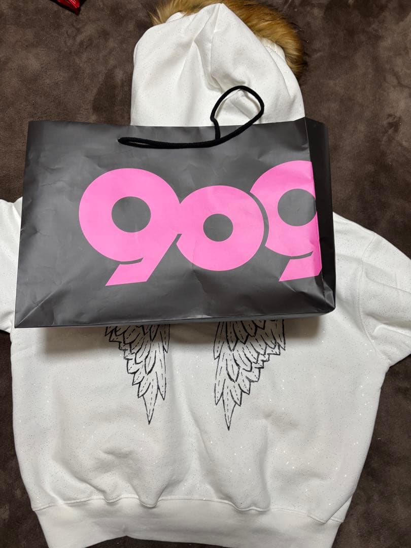 最安値9090Cross Logo glitter Fur Zip Hoodie