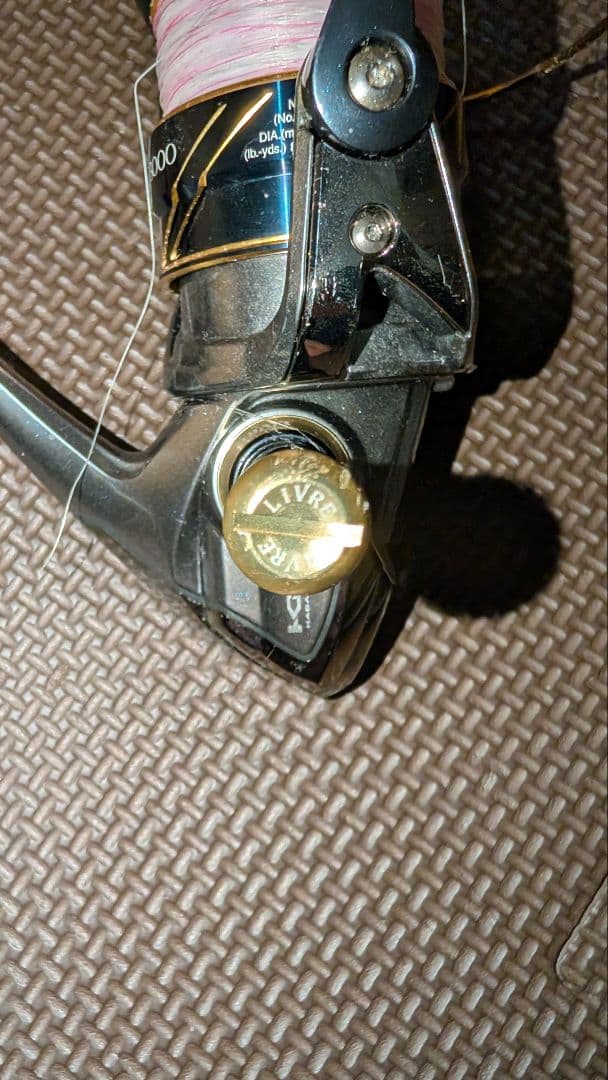 SHIMANO Vanquish C3000HG フィッシングリール