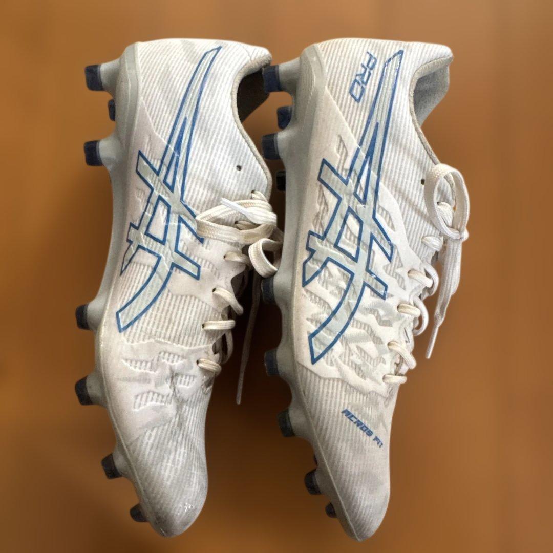 asicsサッカースパイク