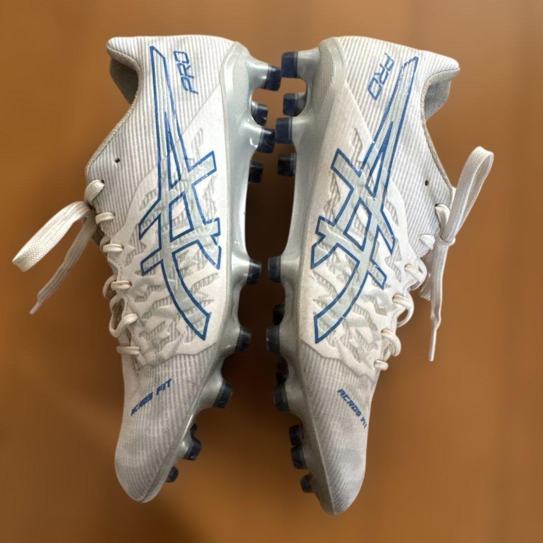 asicsサッカースパイク