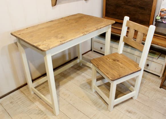 ハンドメイド　シャビーなカントリーデスク　イスセット