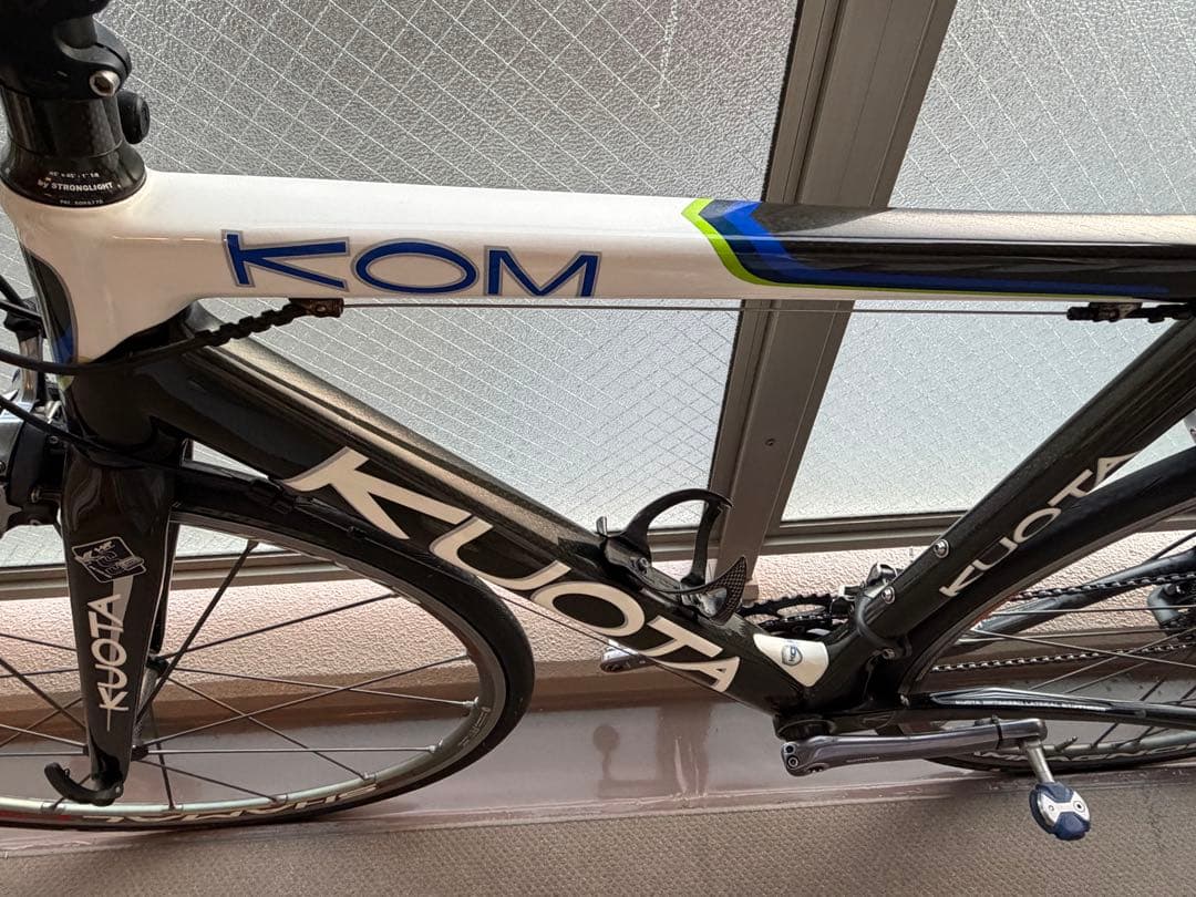KUOTA KOM ロードバイク ブラック/ホワイト