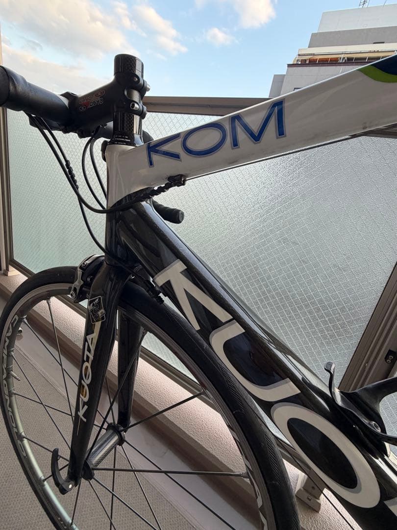 KUOTA KOM ロードバイク ブラック/ホワイト