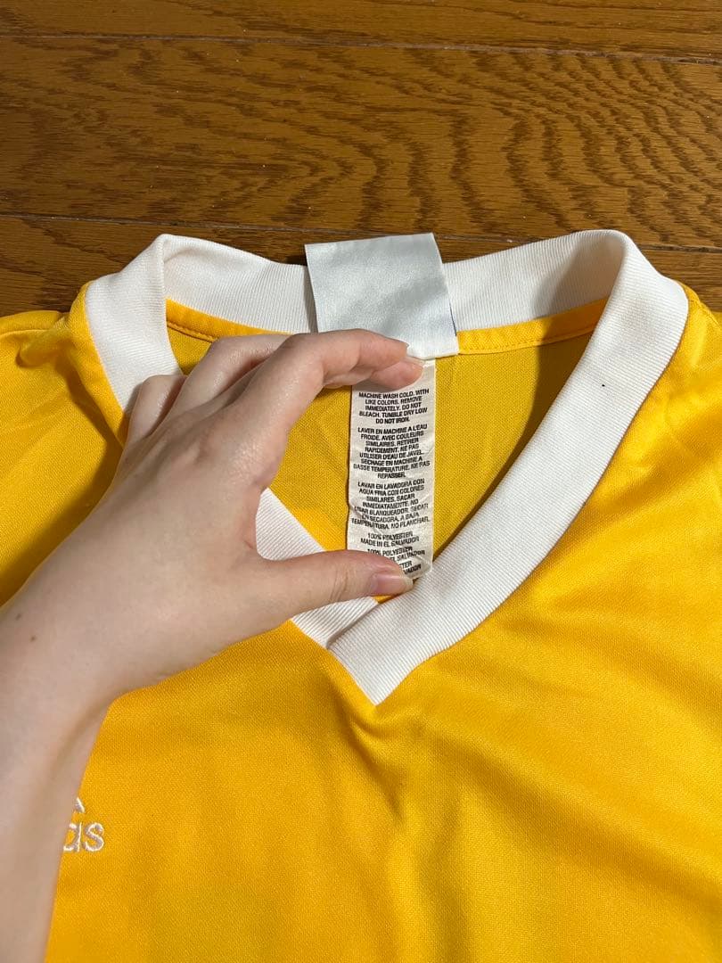 ウェア adidas 90s tee shirts